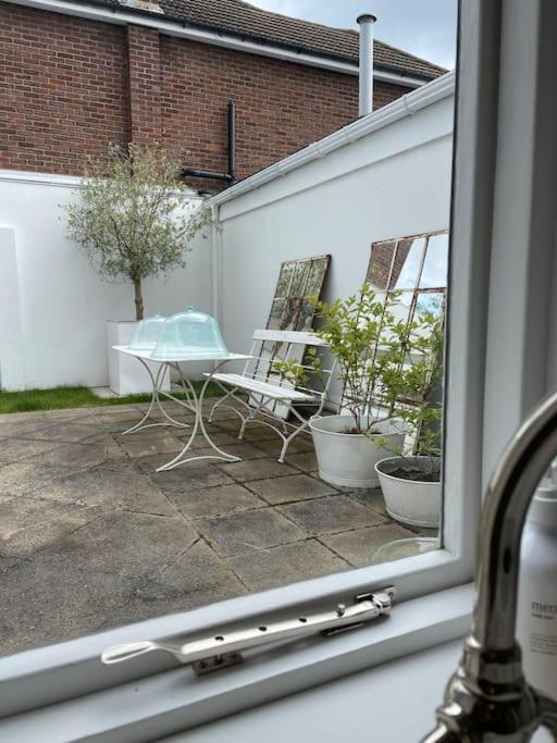 Willow House, Georgian In Apartment *